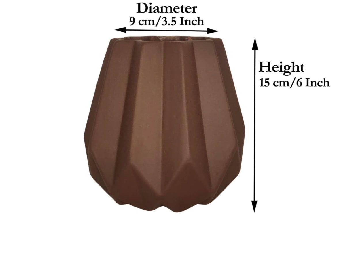Brown diamond print ceramic planter