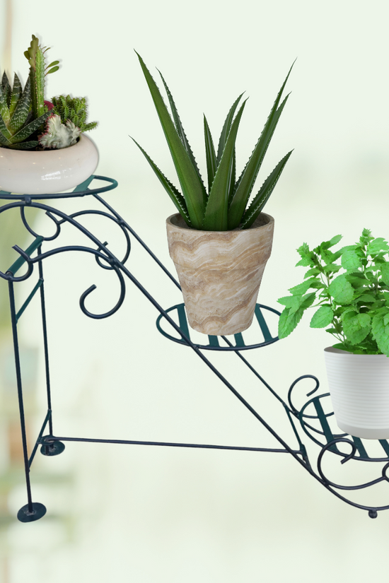 Foldable 3-tier planter rack

