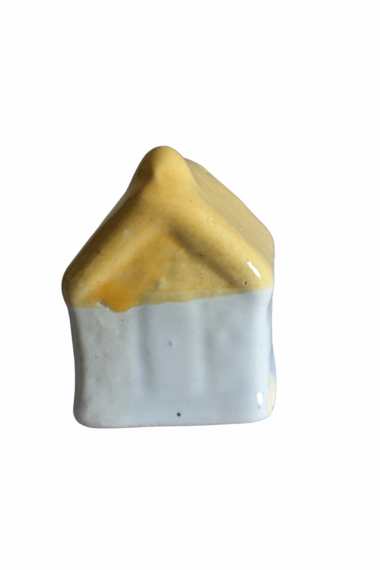 Decorative miniature house for garden use