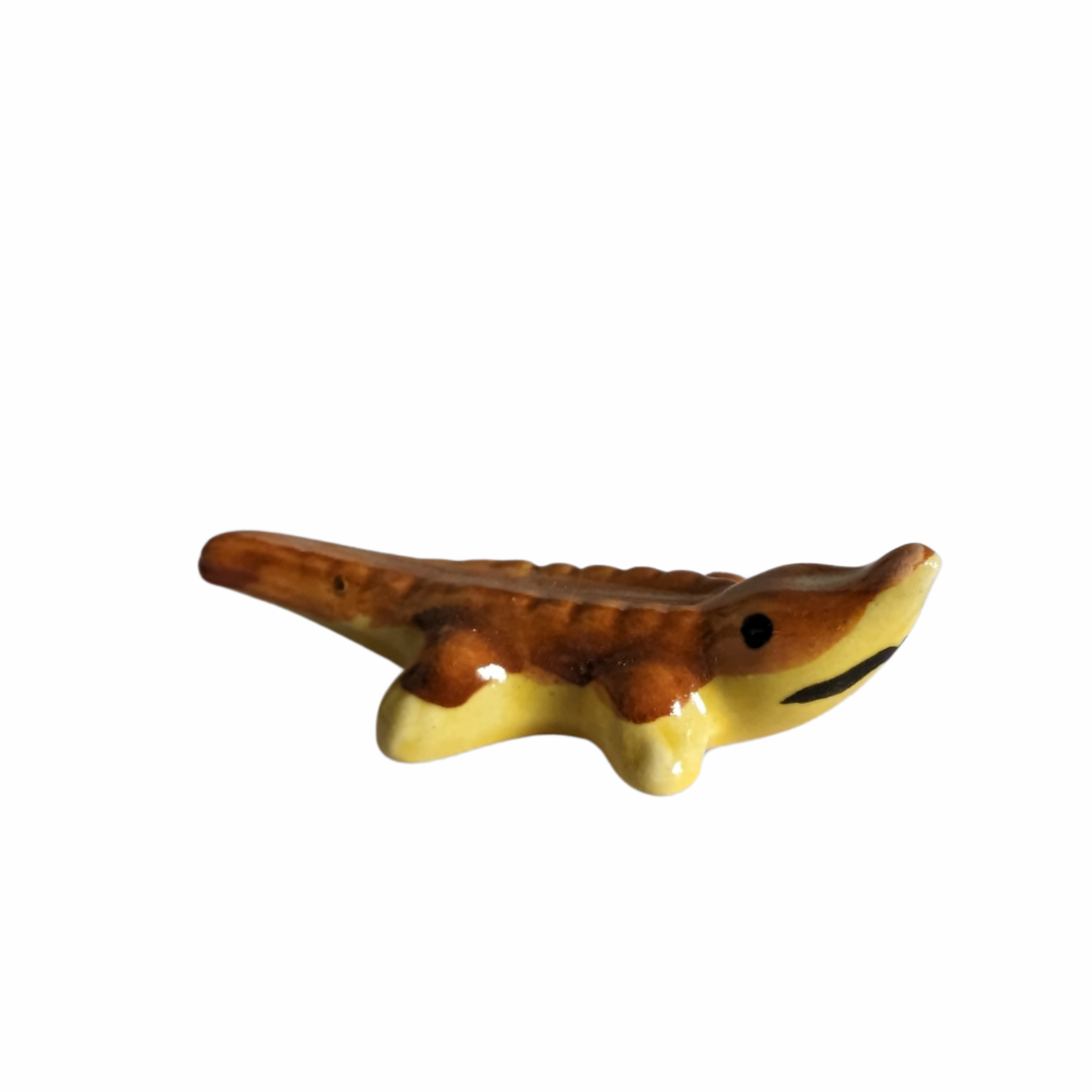 Garden miniature crocodile figurine