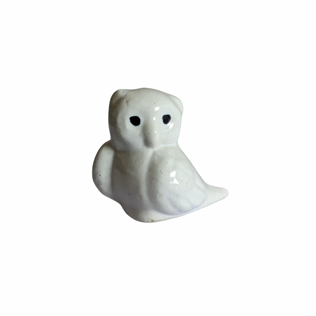 Garden decor owl statue
