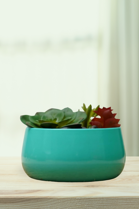 Decorative indoor metal flower pot
