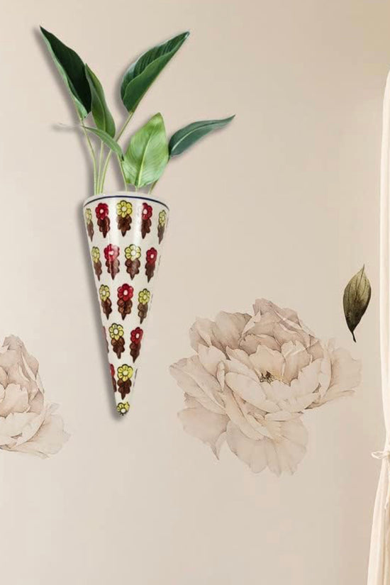 Cloy medium planter for wall decor
