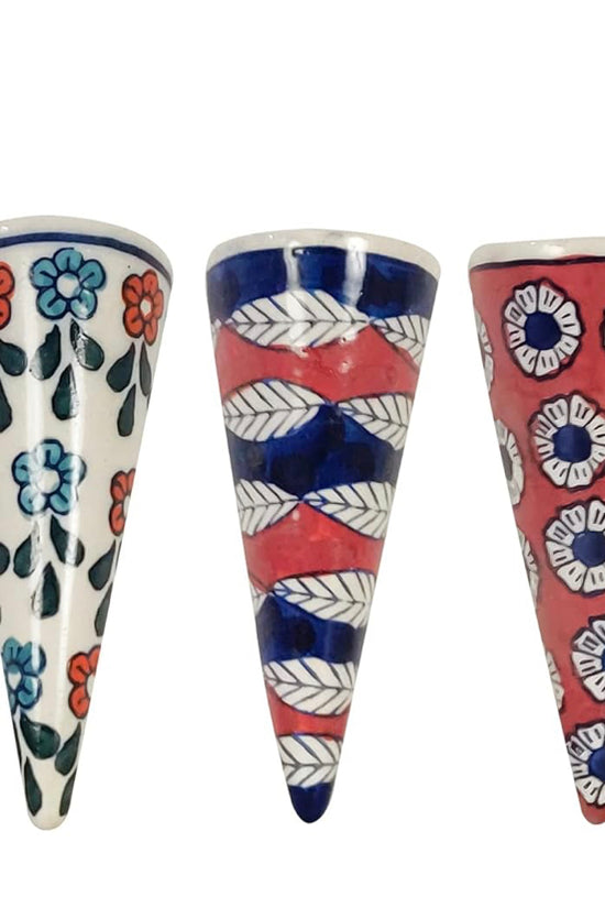 Cloy medium planter for wall decor
