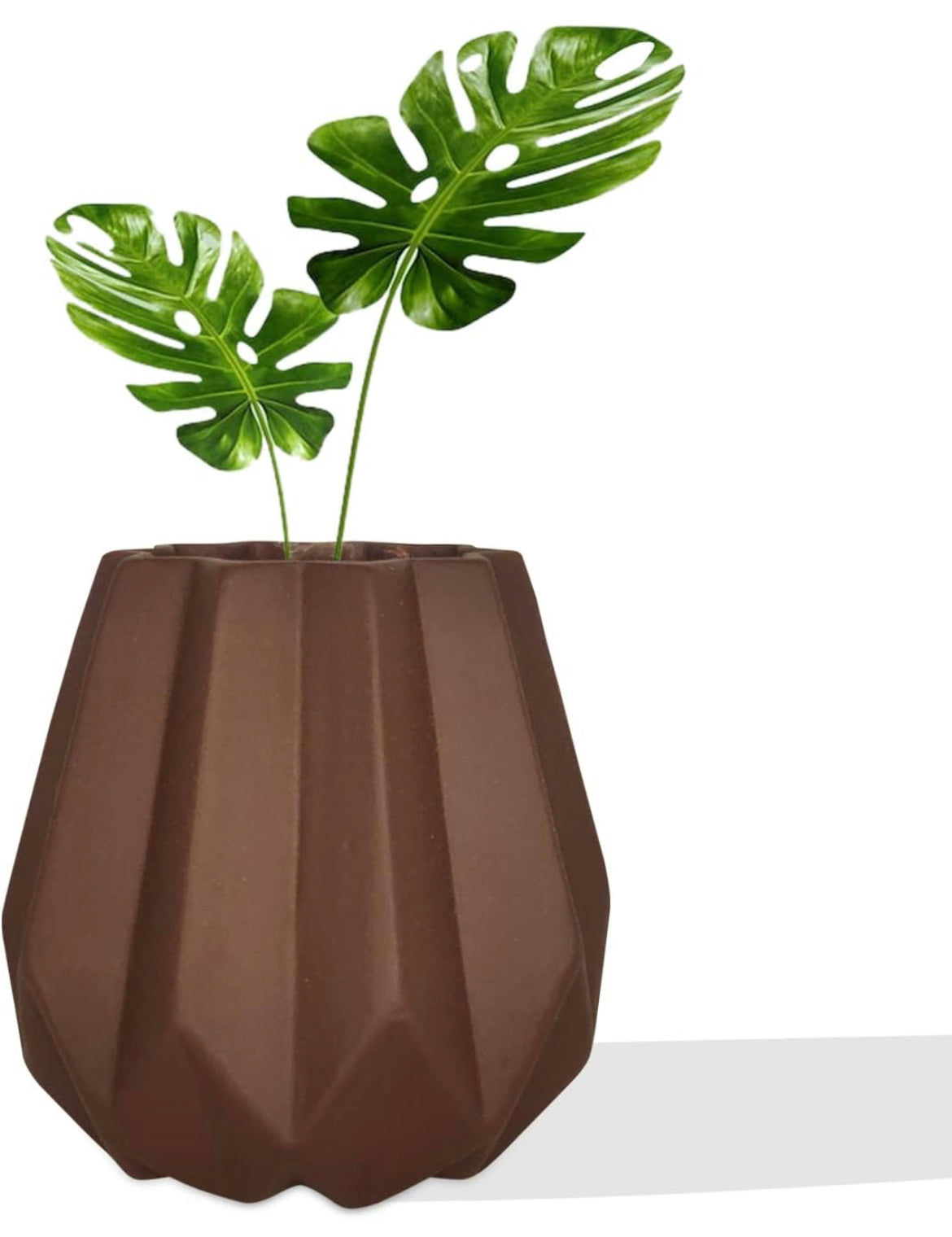 Brown diamond print ceramic planter
