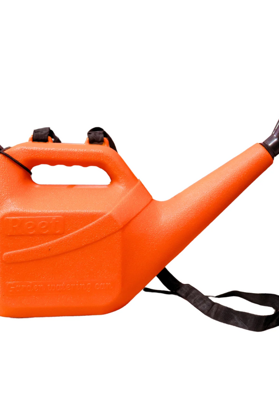 5-liter green gardening watering can
