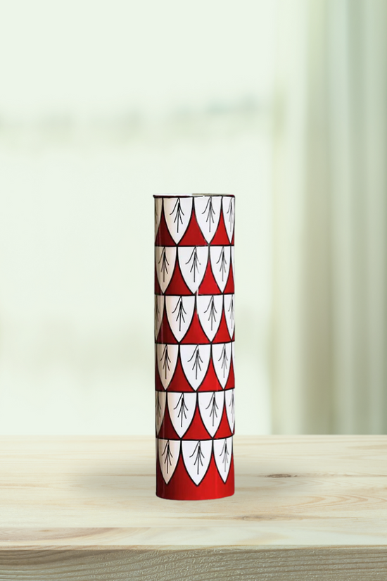 Wall magnet planter with flowers
