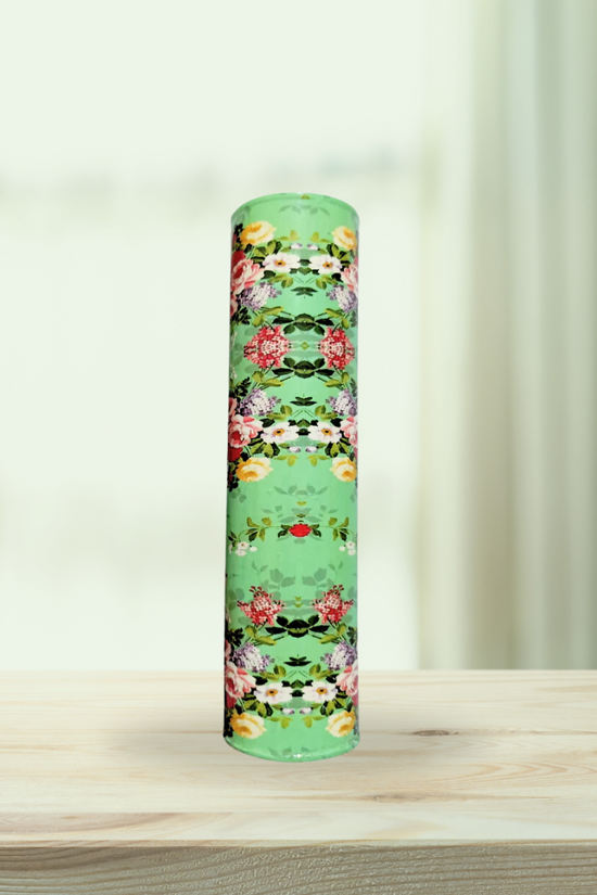 Wall magnet planter with flowers
