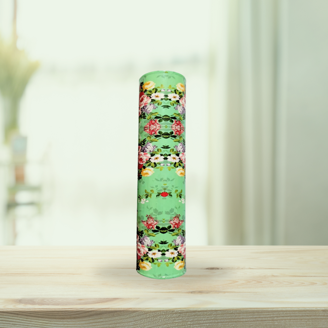 Wall magnet planter with flowers
