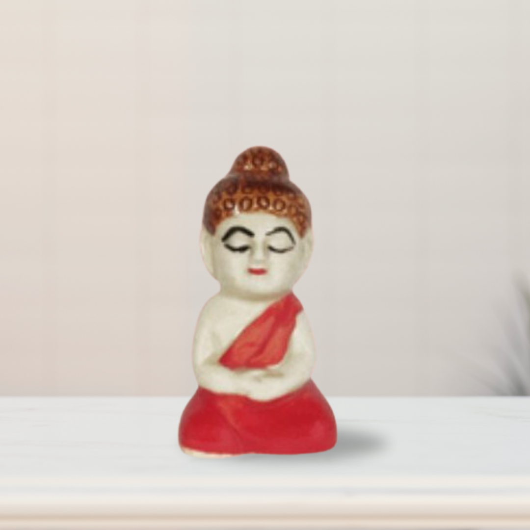 Miniature sitting Buddha garden statue
