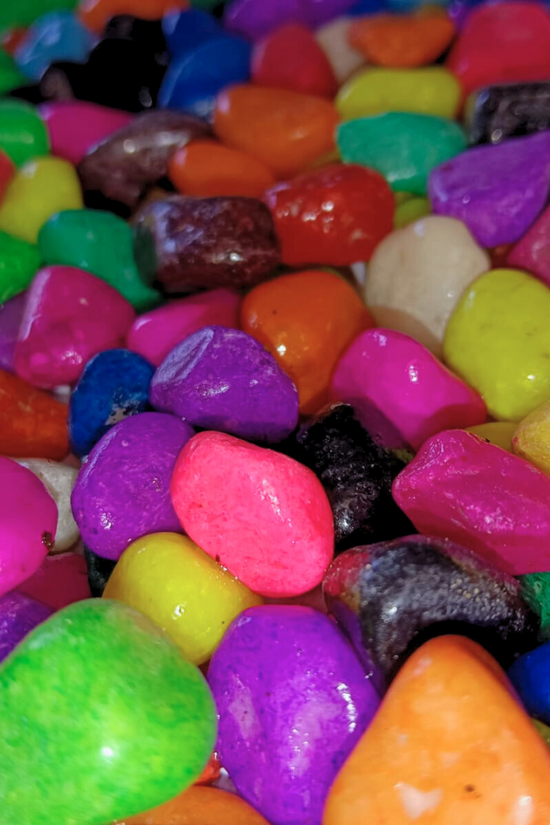 Mixed color polished pebbles
