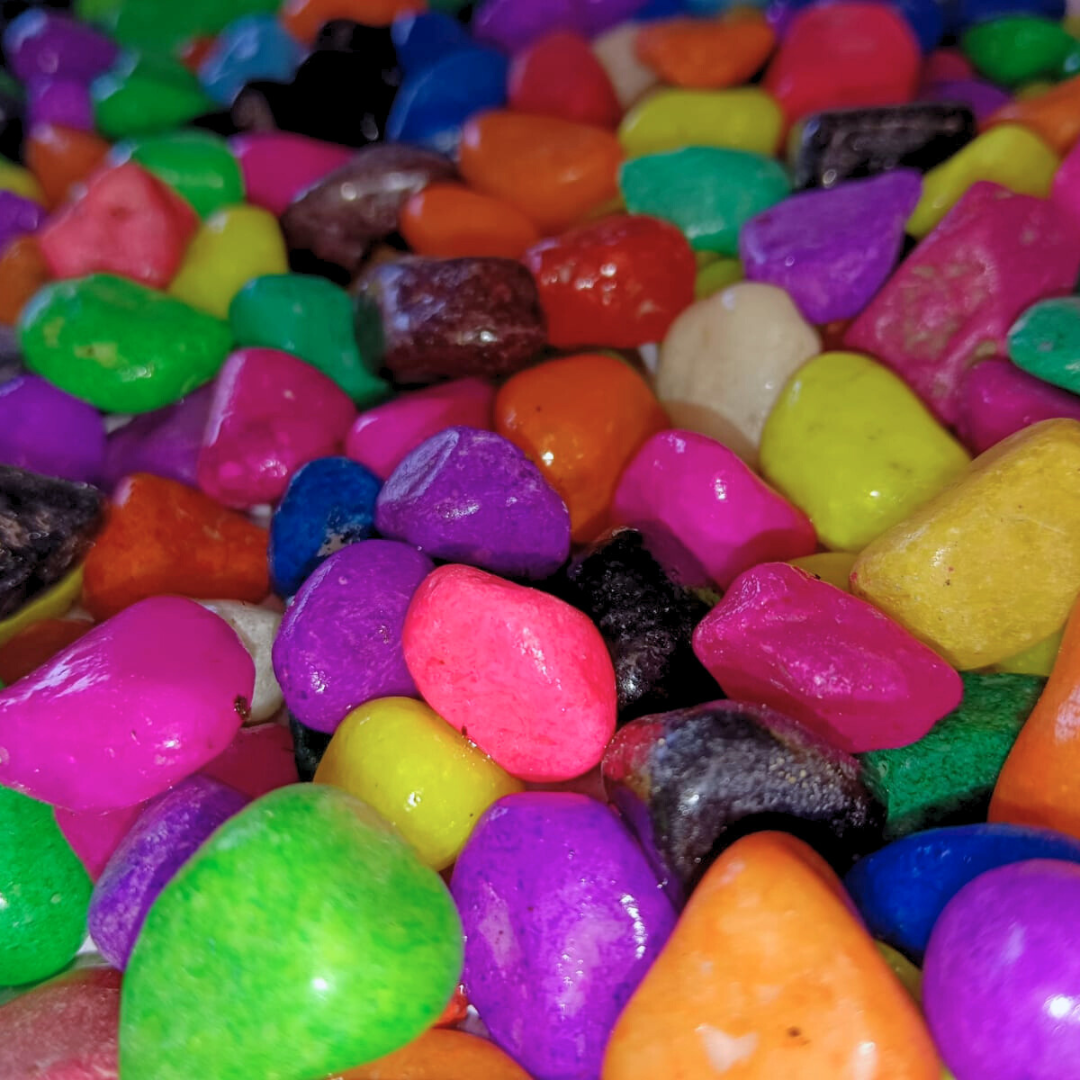 Mixed color polished pebbles
