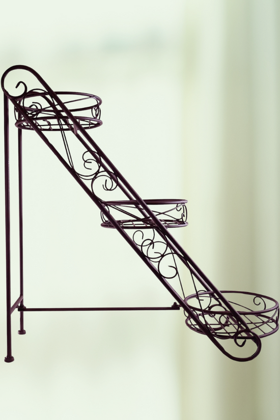 Indoor vertical plant holder
