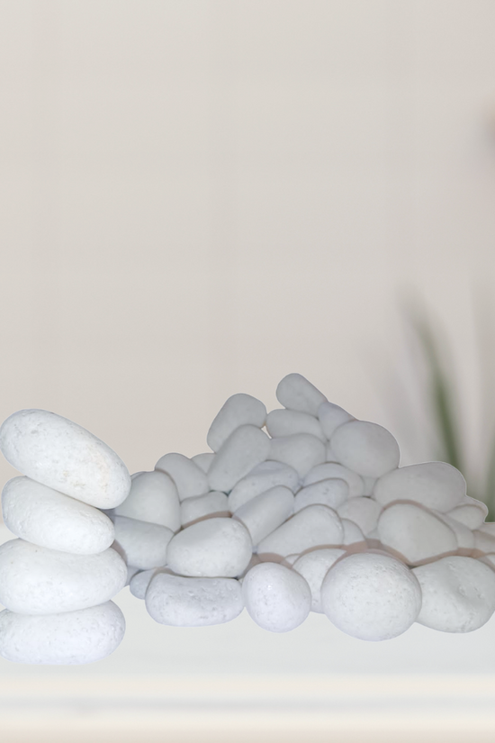 Unpolished decorative white pebbles

