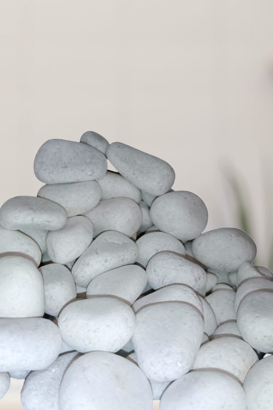 Unpolished decorative white pebbles
