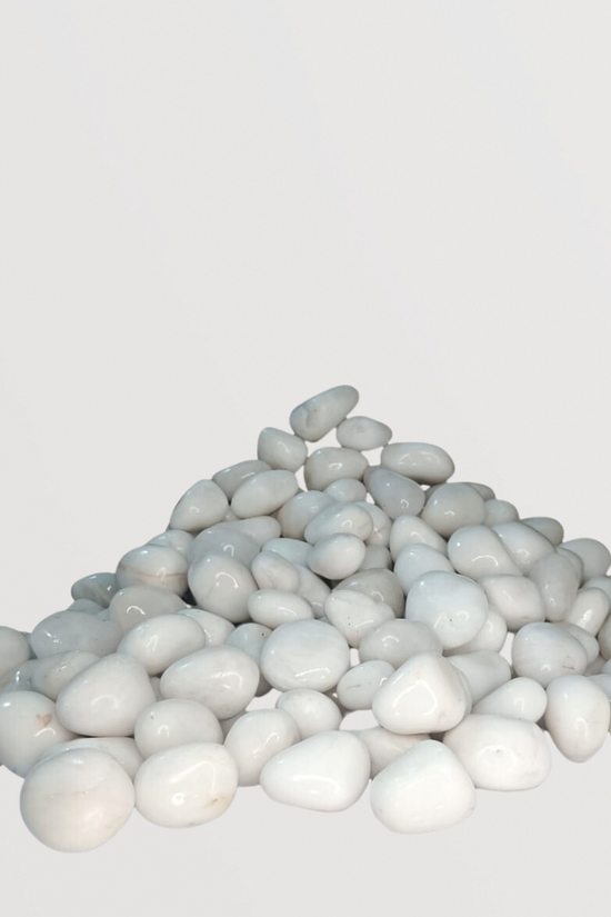 Decorative pebble pack for pots