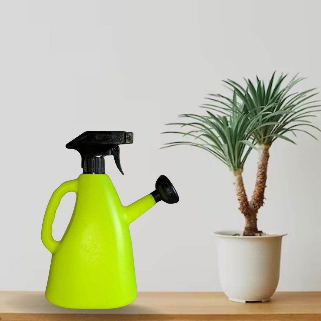 1.5 liter green gardening watering can