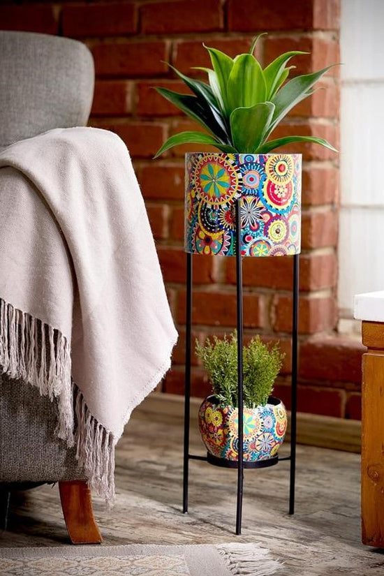 Double decker metal plant stand
