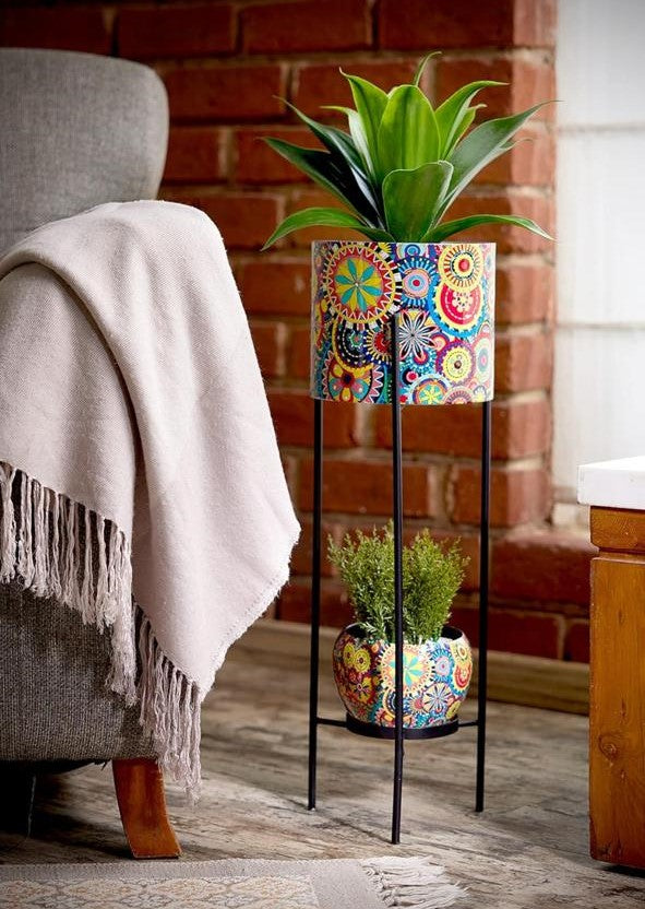 Double decker metal plant stand
