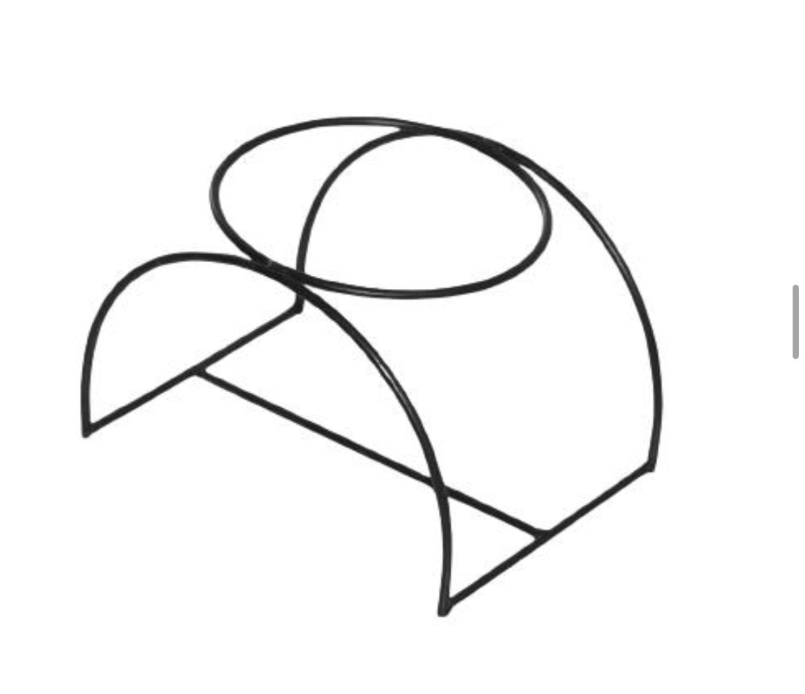 One-pot metal plant stand
