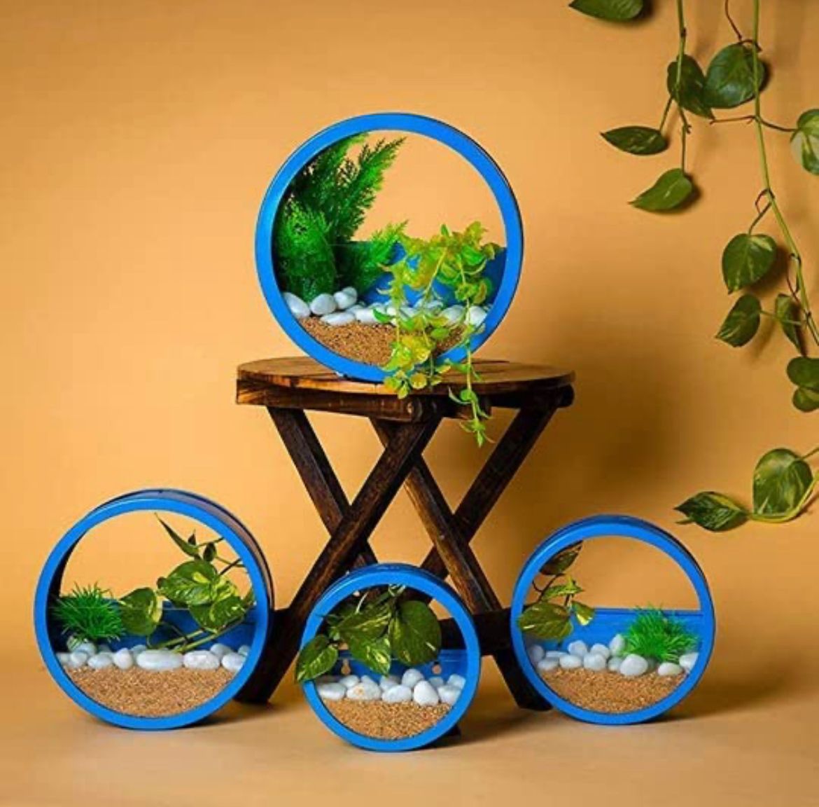 Iron wall hanging planters | Set of 4