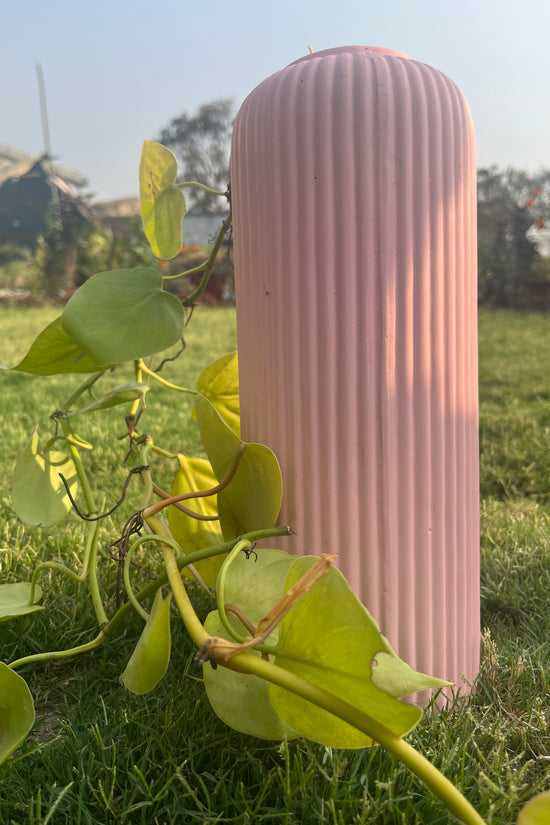 Ceramic pink planters - minimalist design
