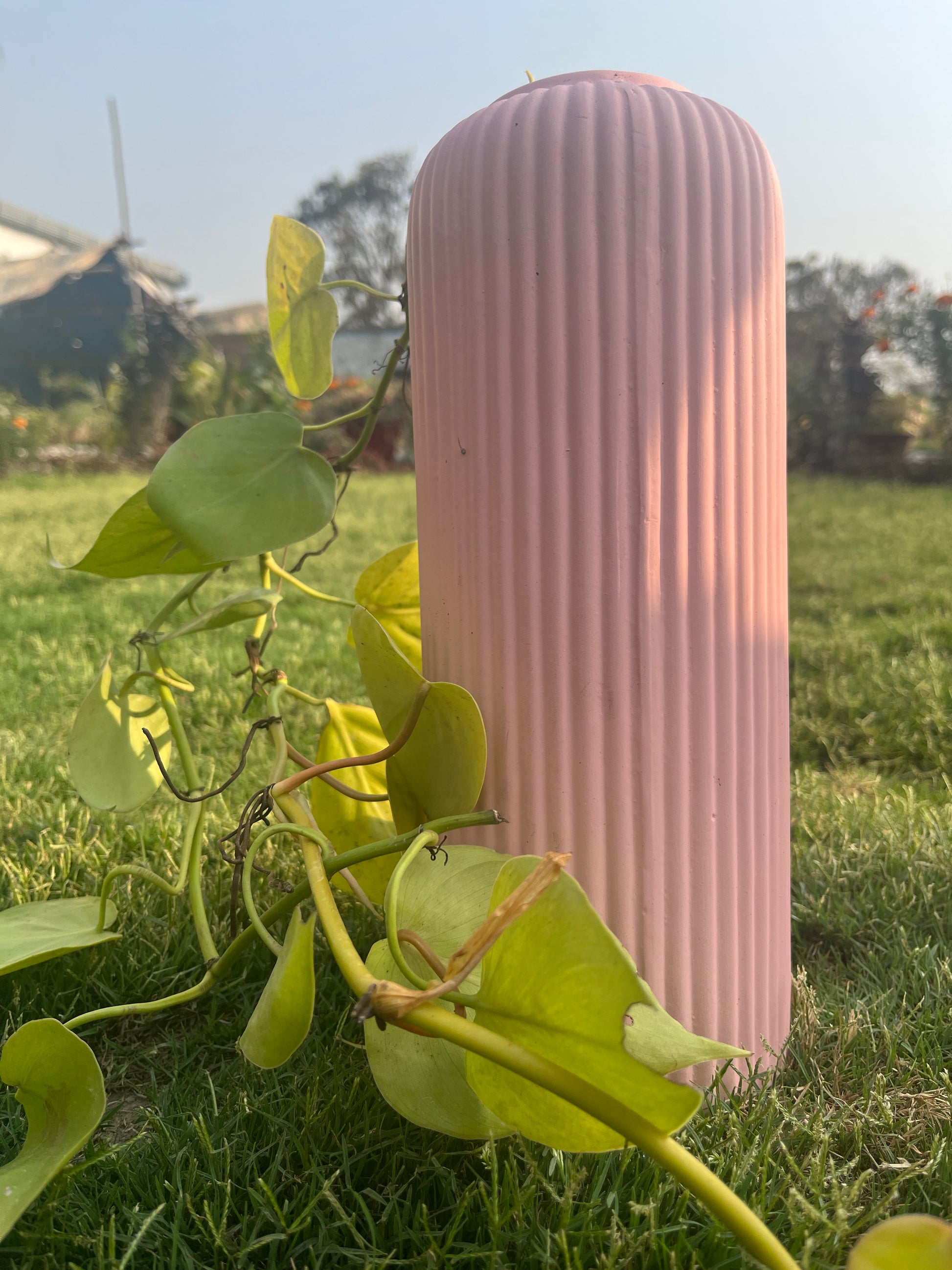 Ceramic pink planters - minimalist design
