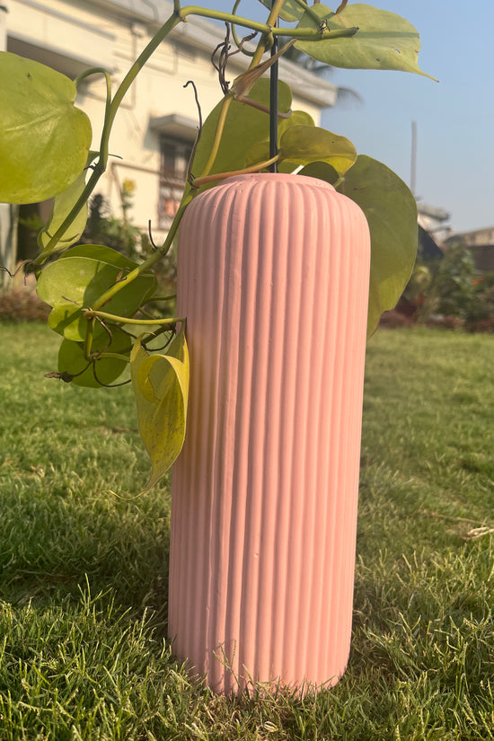 Ceramic pink planters - minimalist design
